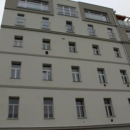 Modern Flat Few Steps From Subway