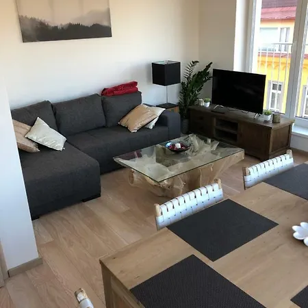 Modern Flat Few Steps From Subway