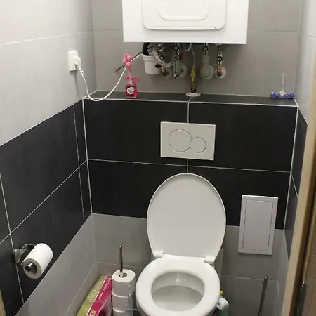 Modern Flat Few Steps From Subway *